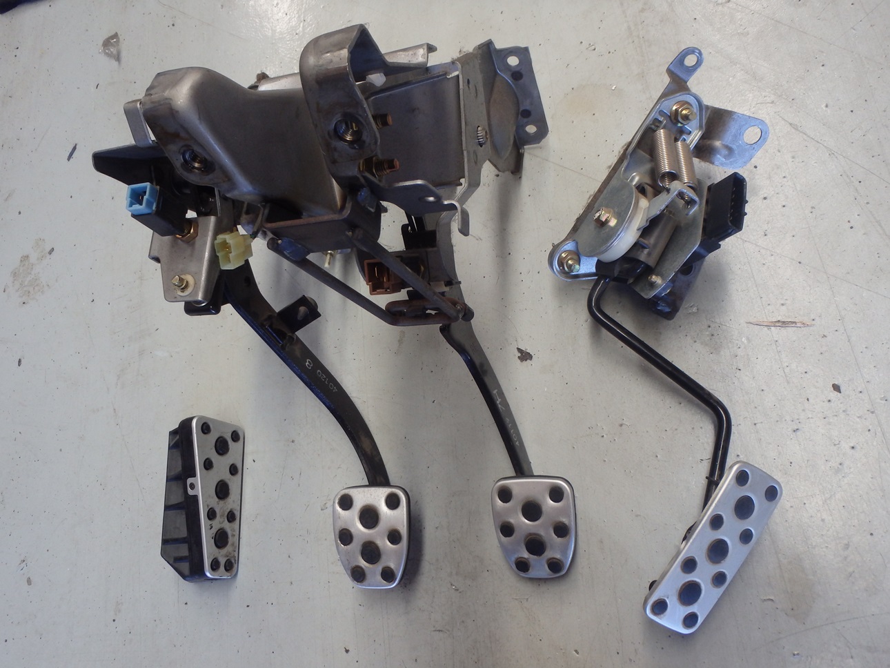 Subaru Forester SG9 STi 2004 Alloy Clutch Brake Accelerator Pedal Set